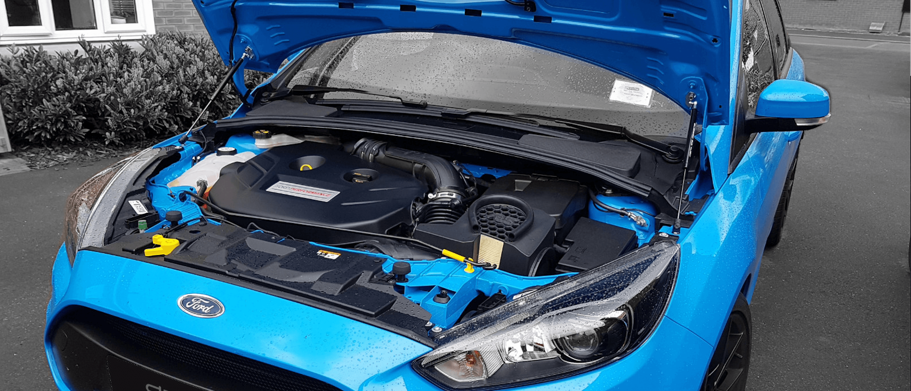 Ford brand new OEM engines — Essen Pro Motors hero background